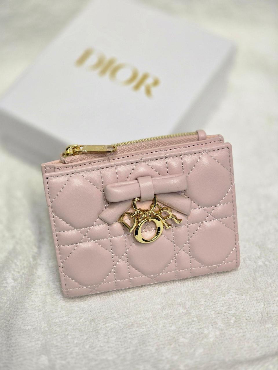 Wallets & card holders