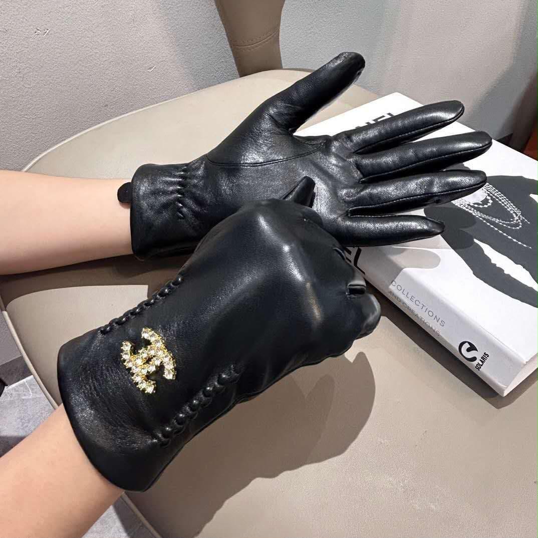 Ladies leggings & gloves