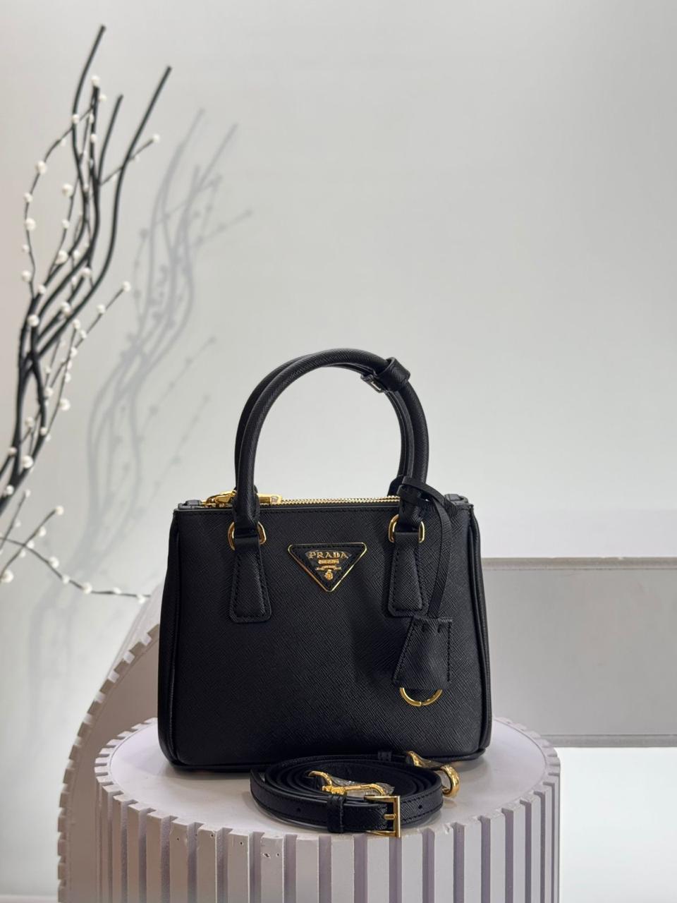 Ladies PR**DA bags