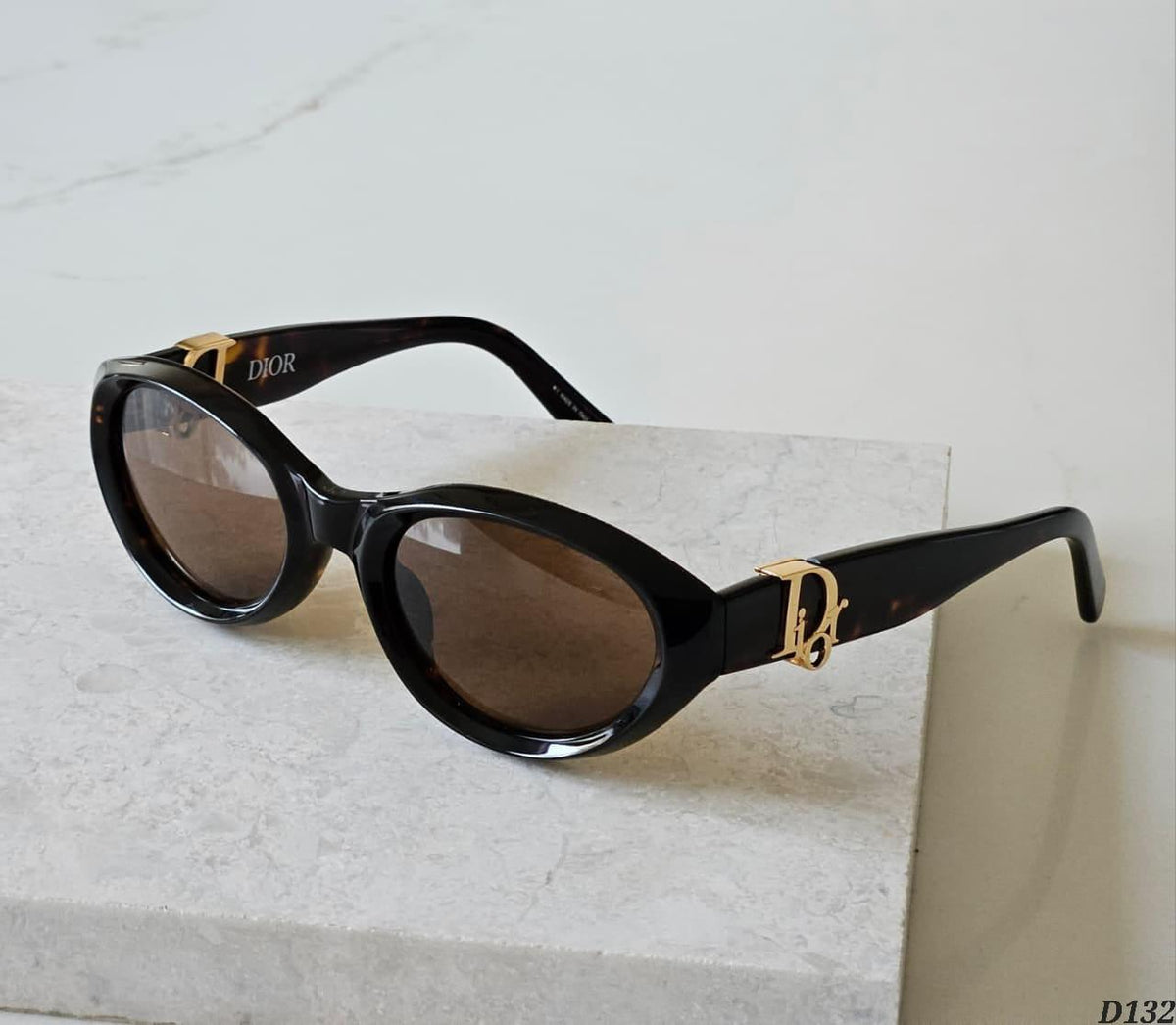 Ladies sunglasses