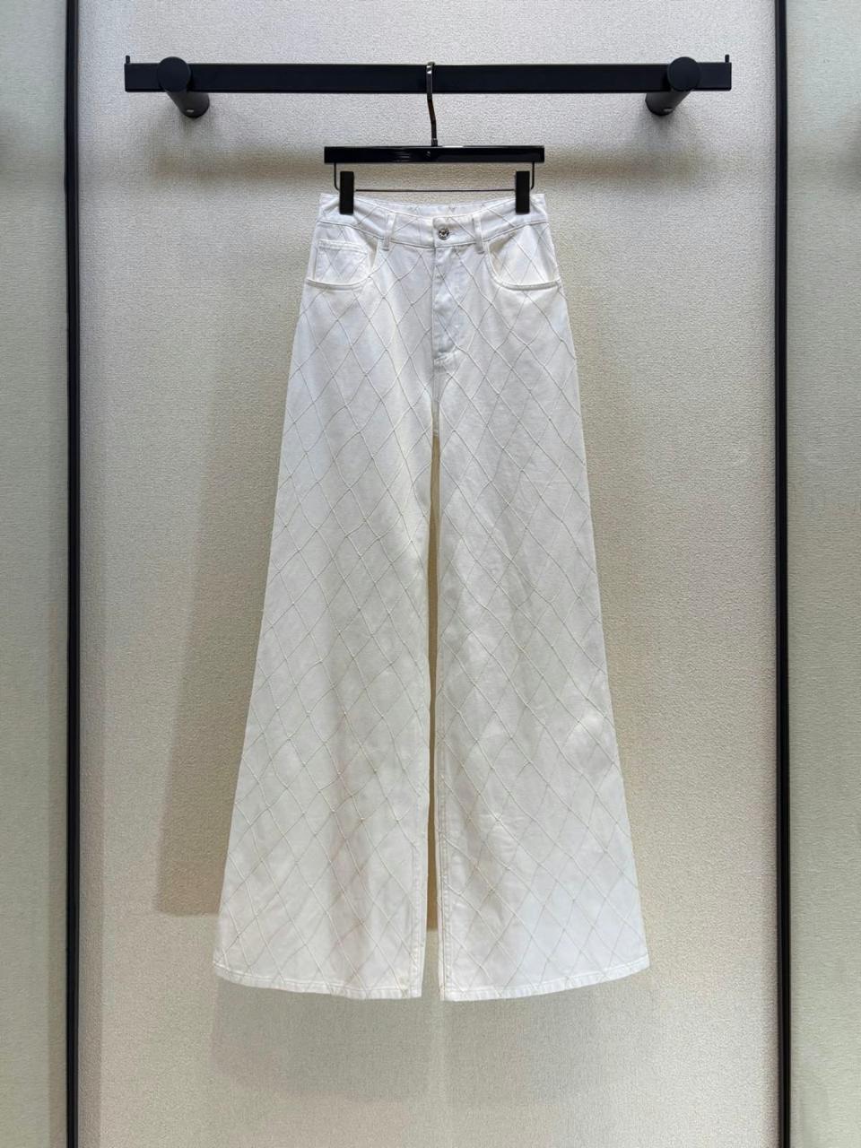 Ladies pants & shorts