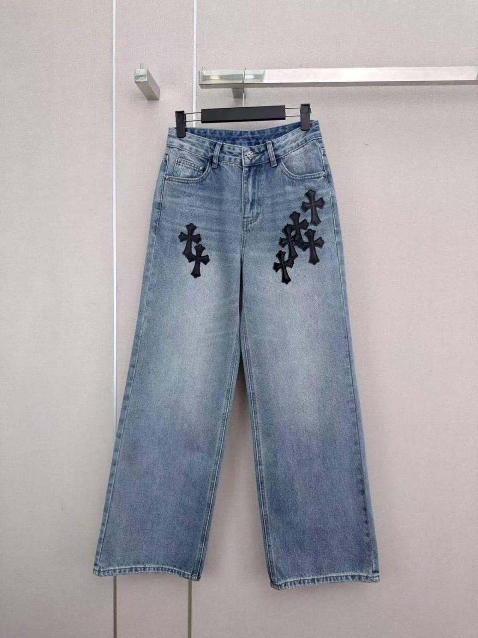 Ladies pants & shorts