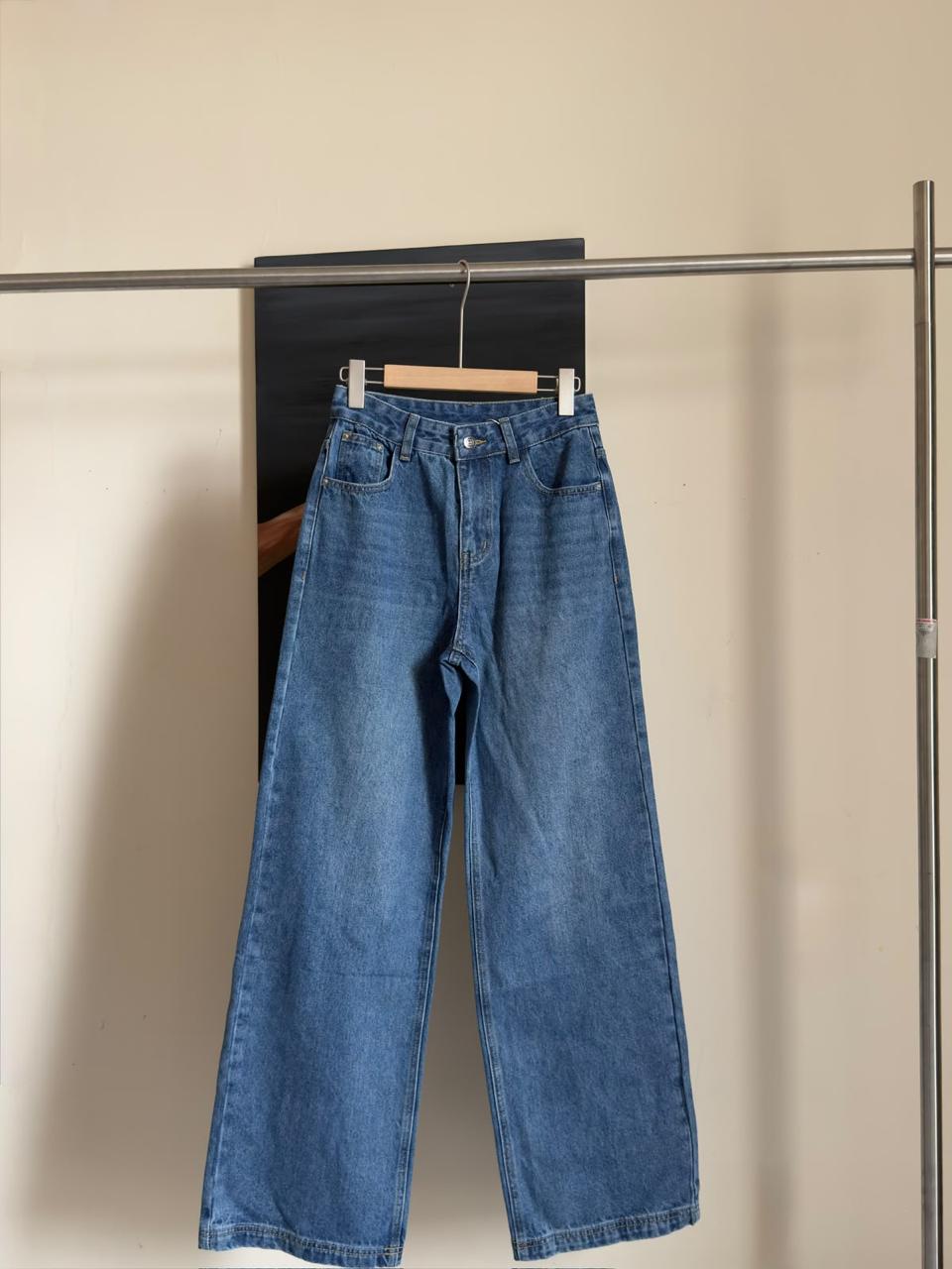 Ladies pants & shorts