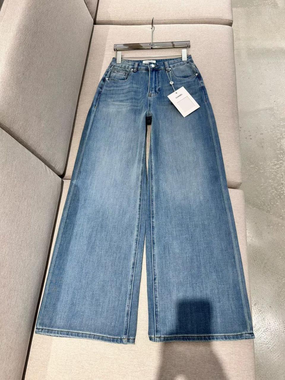 Ladies pants & shorts