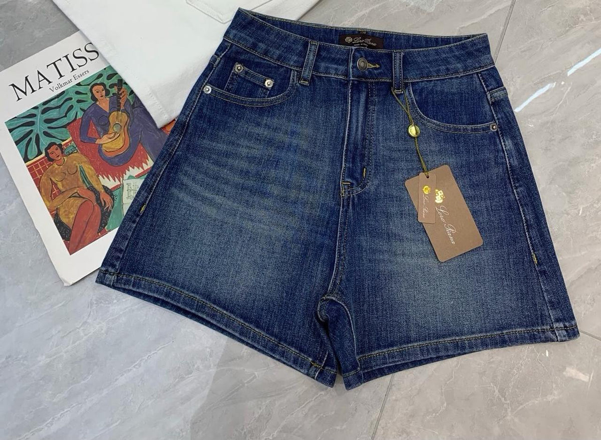 Ladies pants & shorts