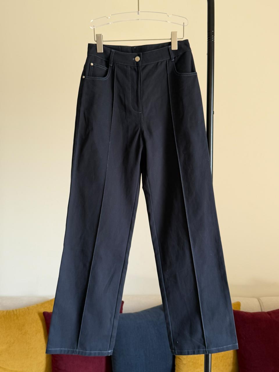 Ladies pants & shorts