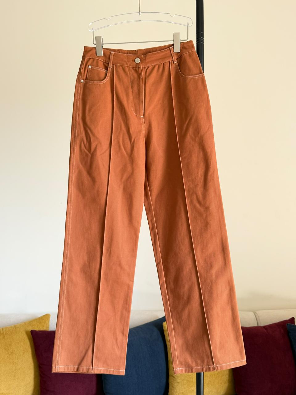 Ladies pants & shorts