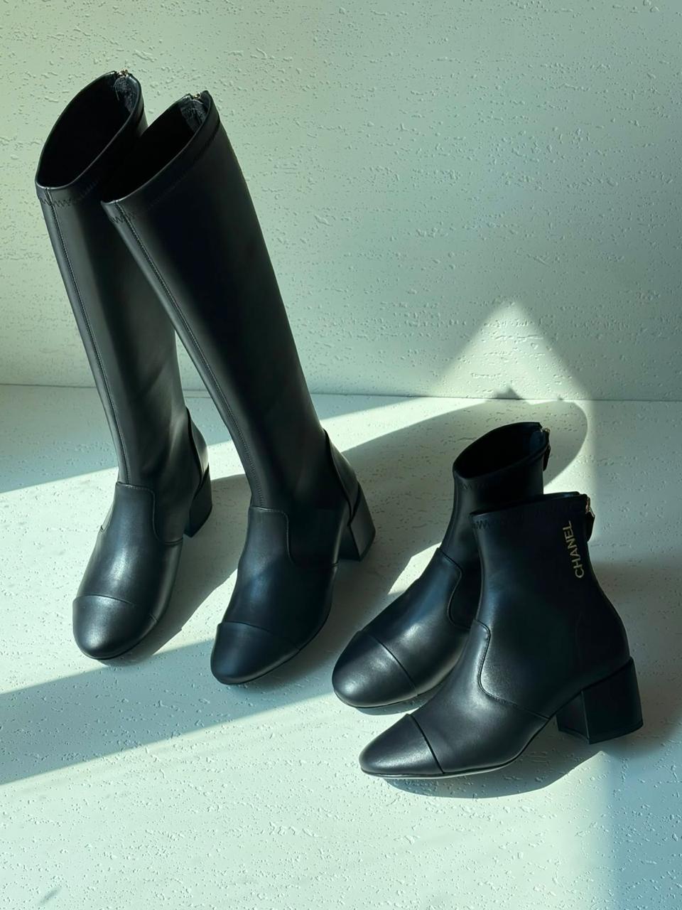 Ladies boots