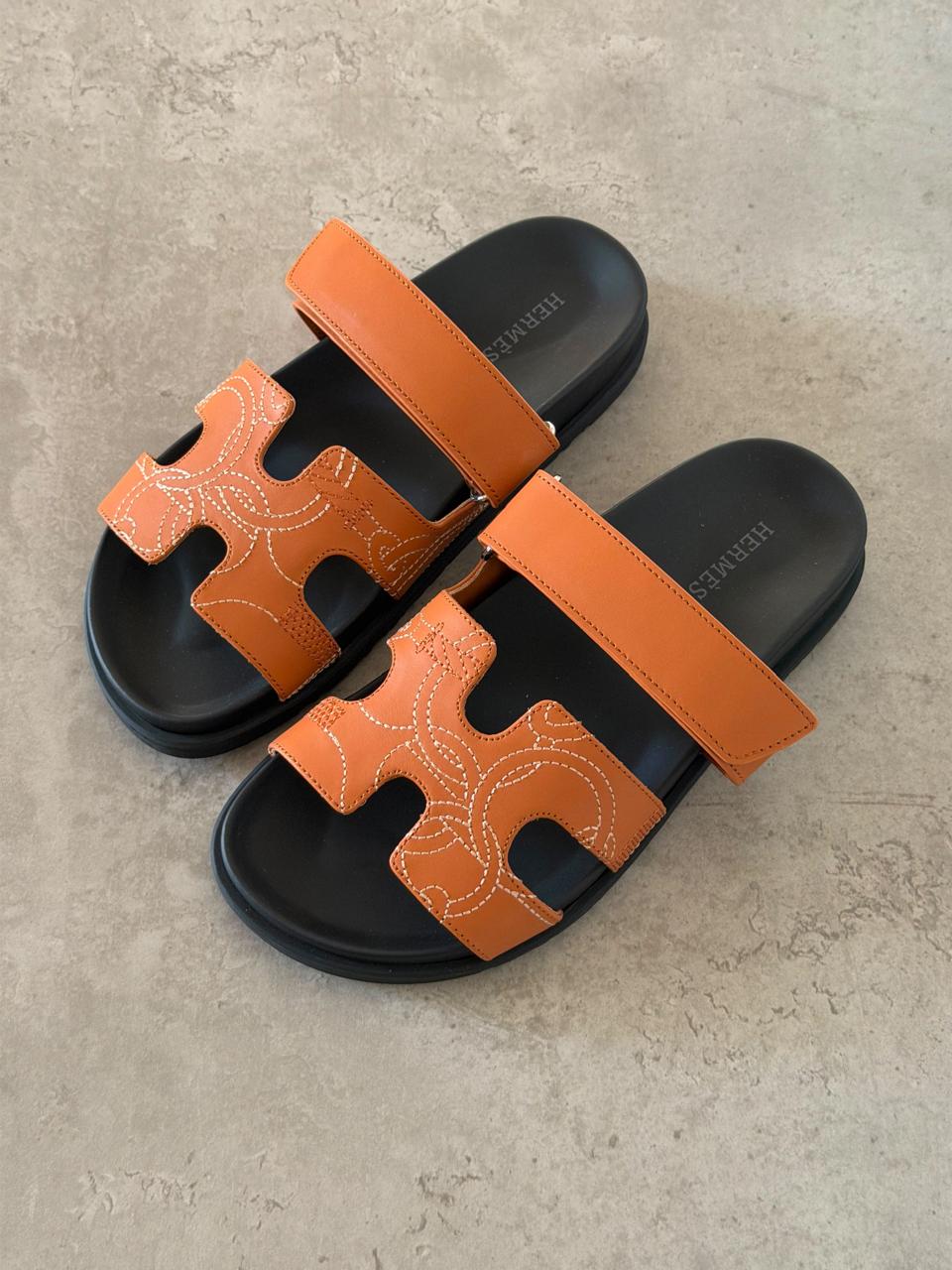 Ladies flats
