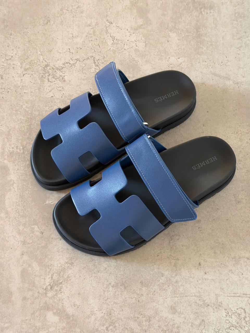 Ladies flats