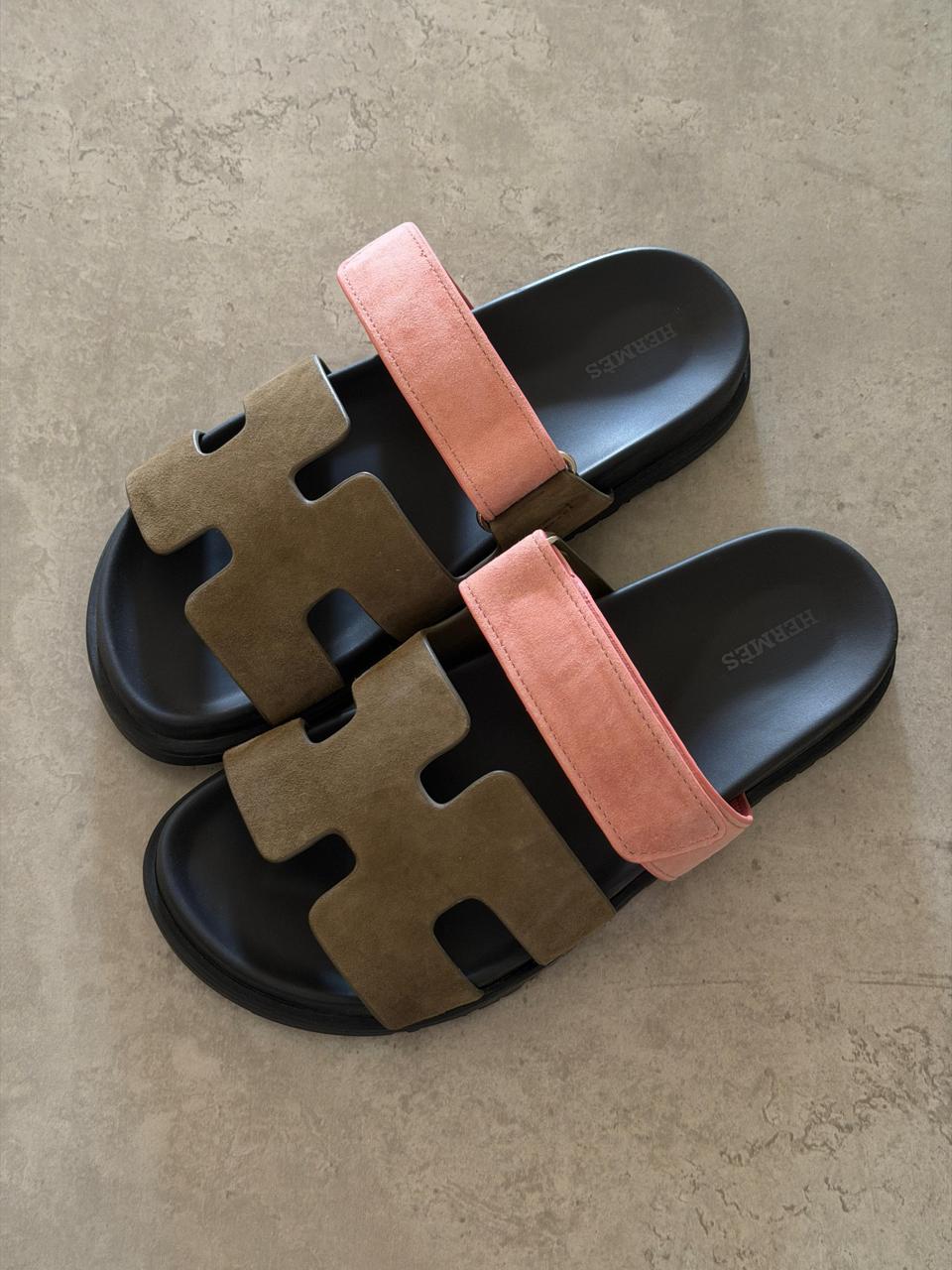 Ladies flats