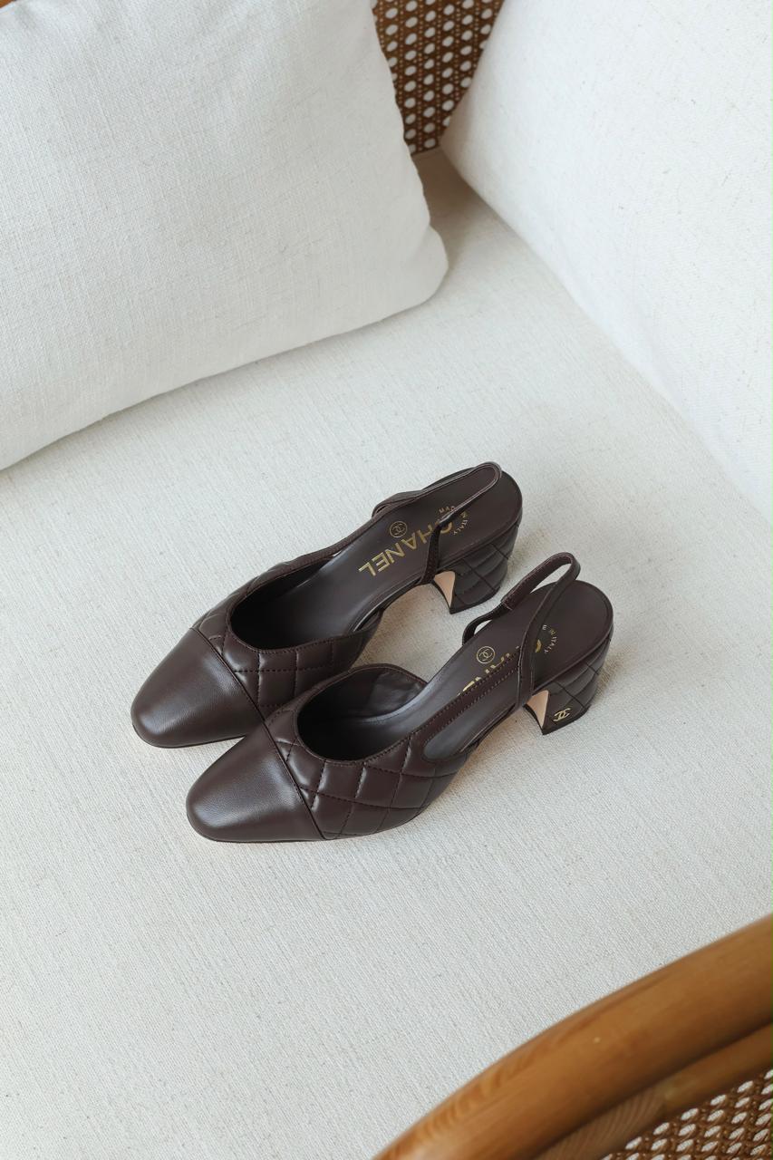Ladies shoes