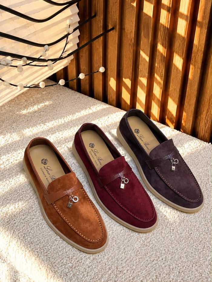 Ladies shoes