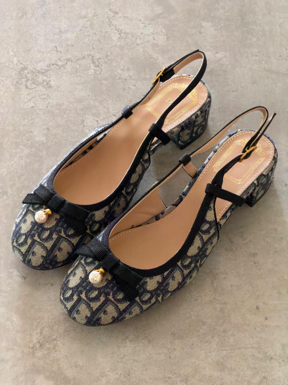 Ladies heels