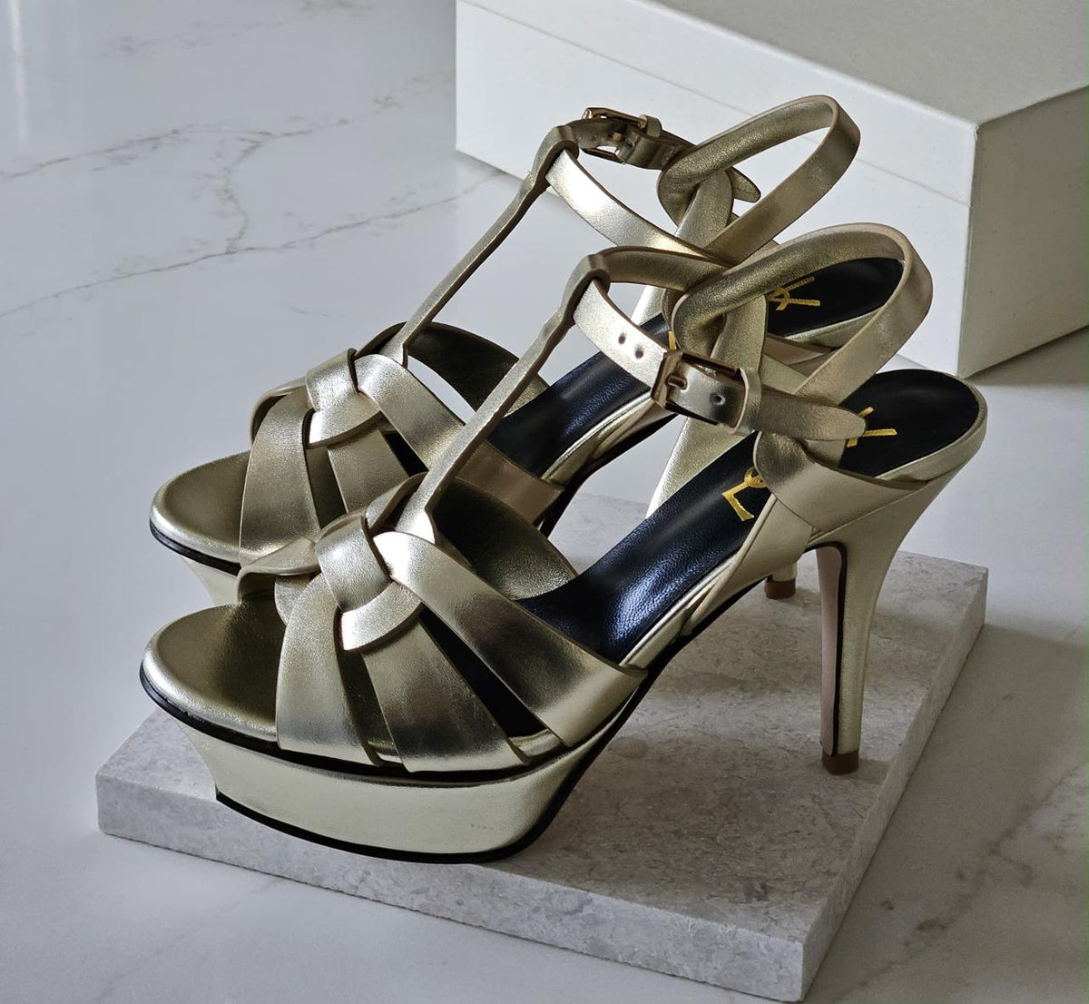 Ladies heels