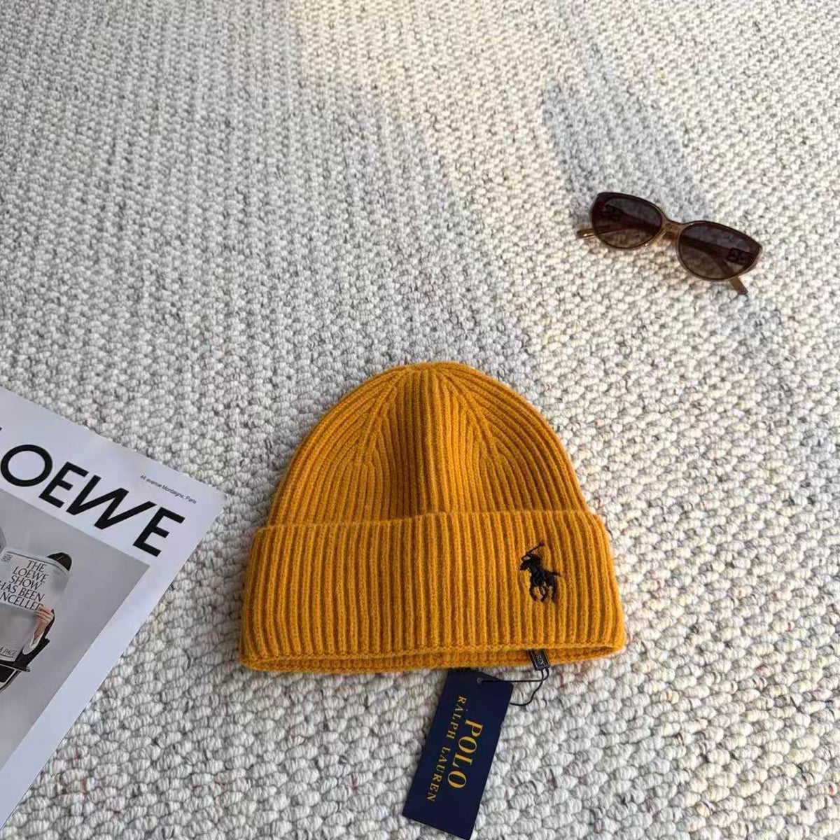 Ladies hats & caps