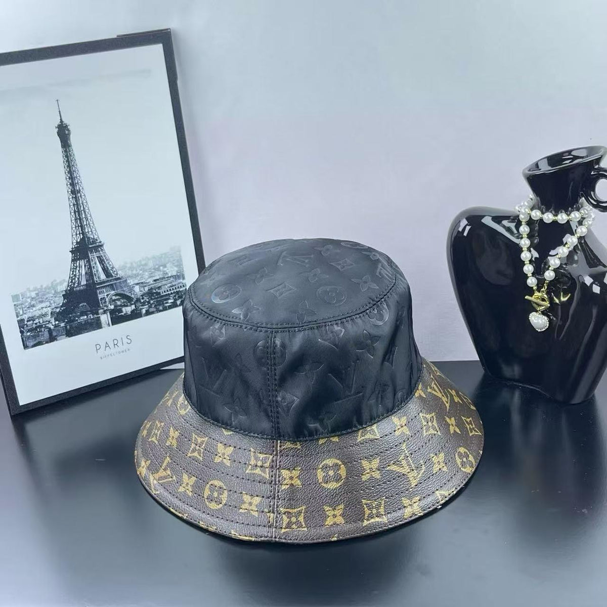Ladies hats & caps