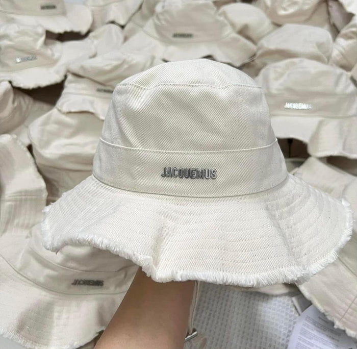 Ladies hats & caps