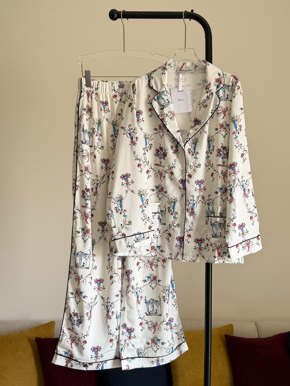 Ladies dresses