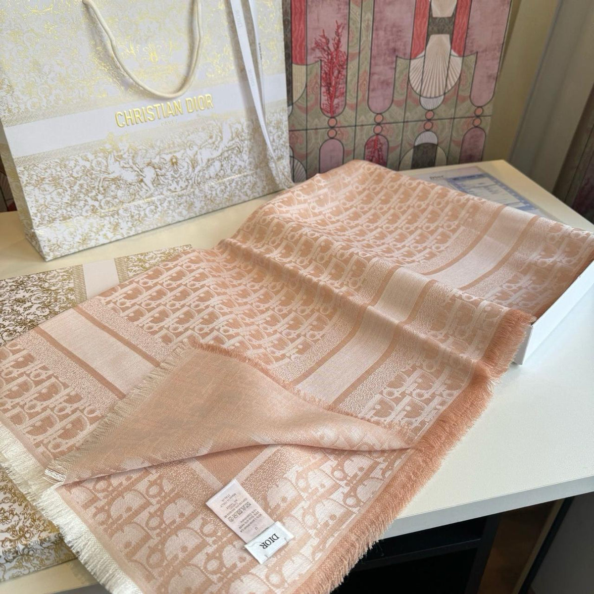 Ladies scarf