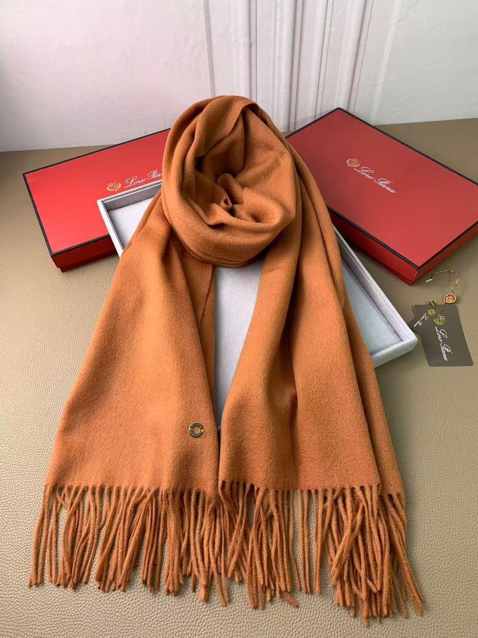 Ladies scarf