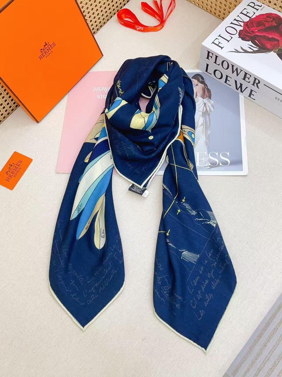 Ladies scarf