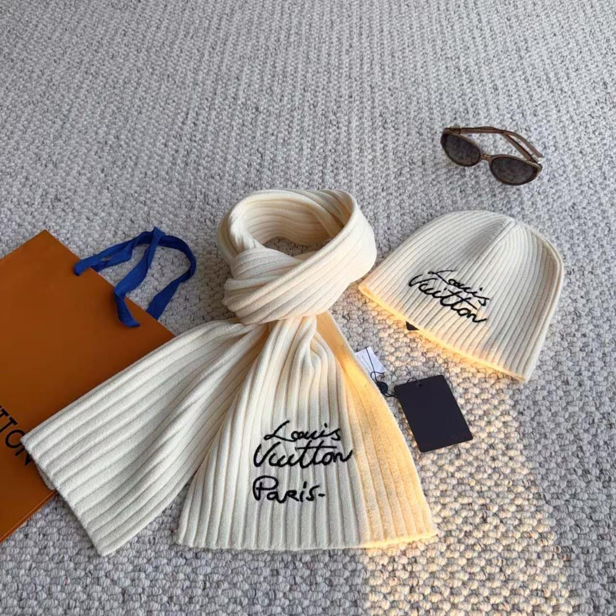 Ladies scarf