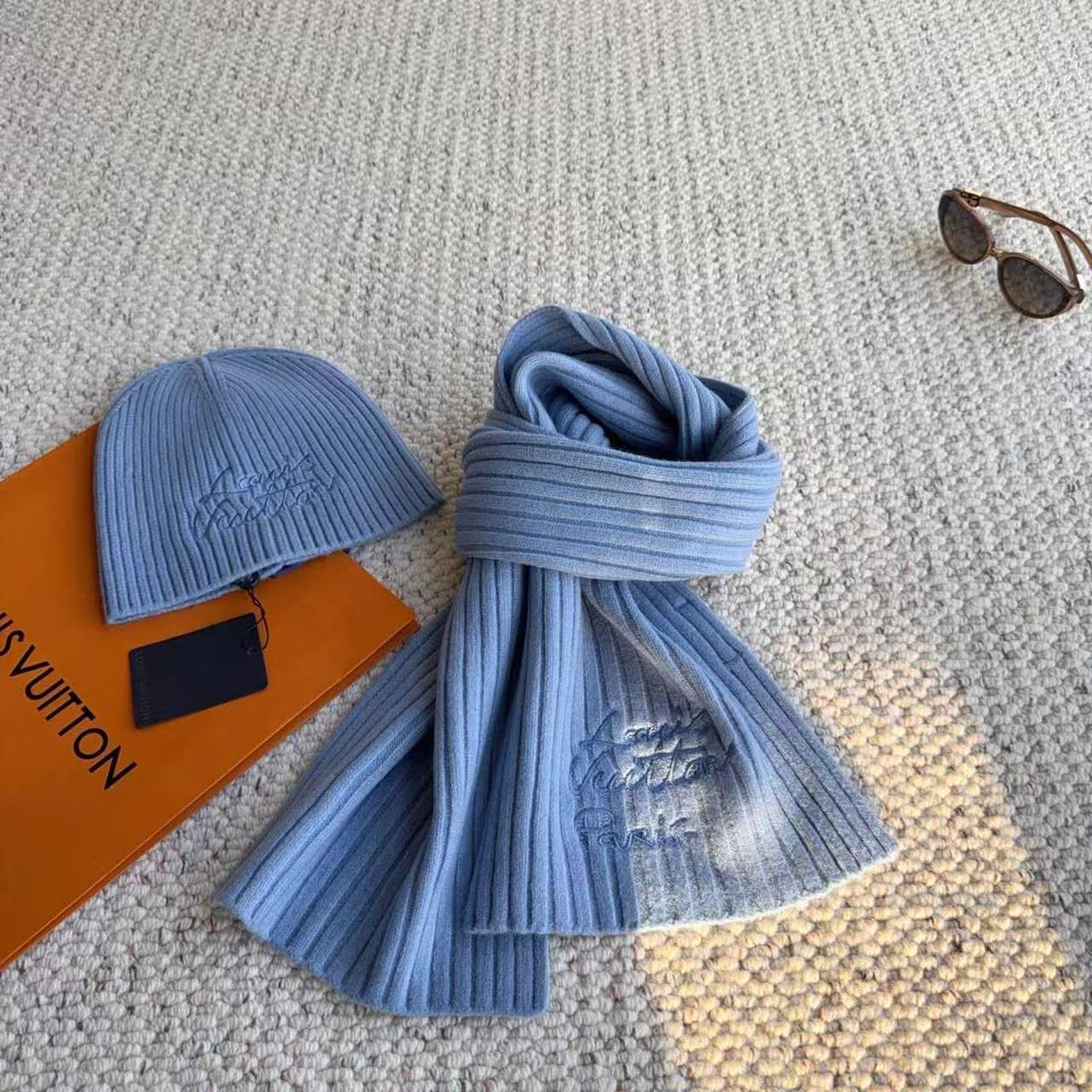 Ladies scarf