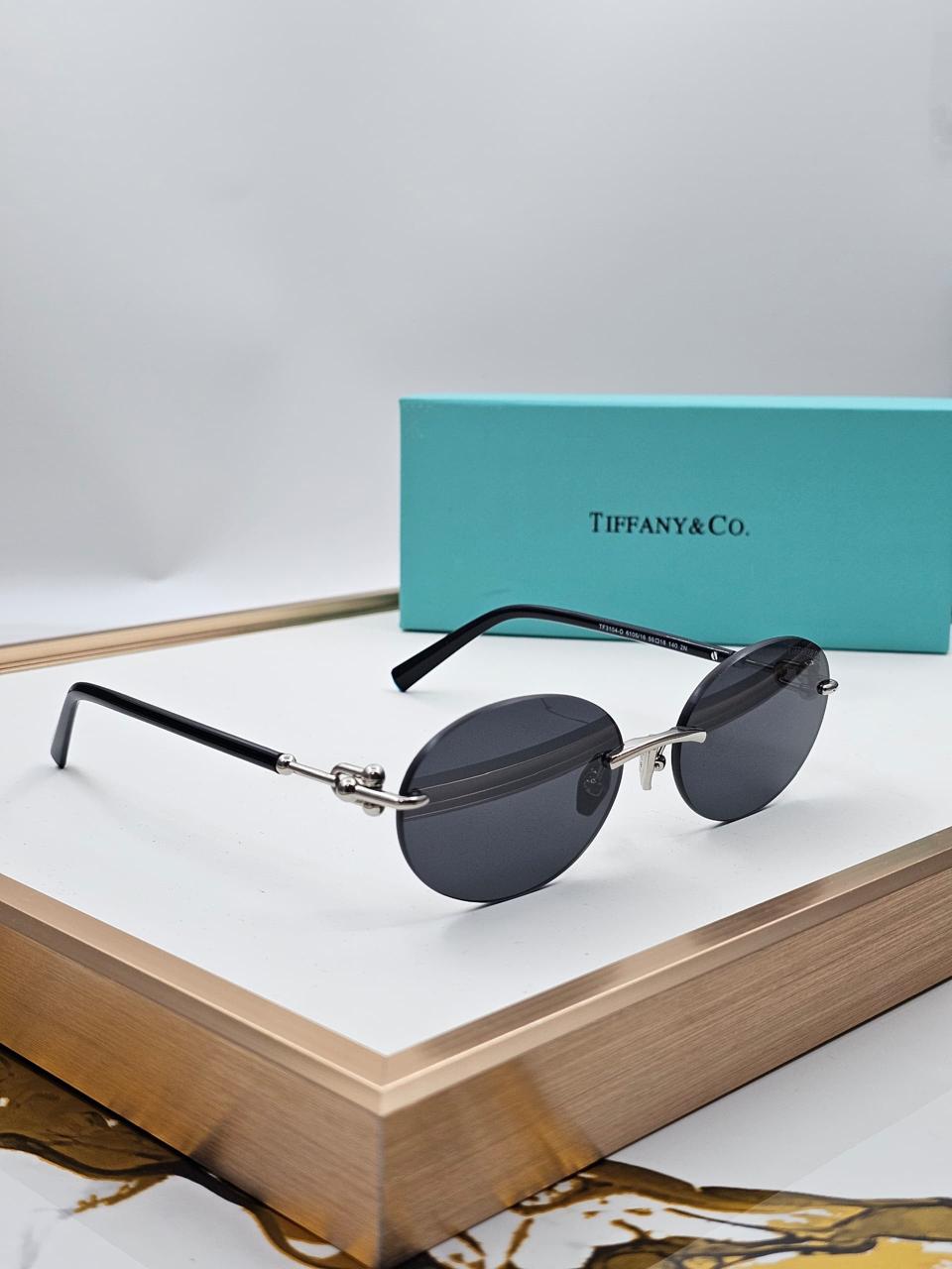 Ladies sunglasses