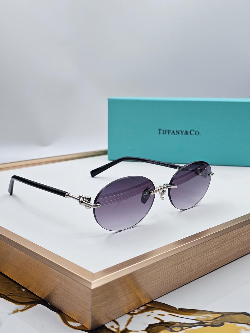 Ladies sunglasses