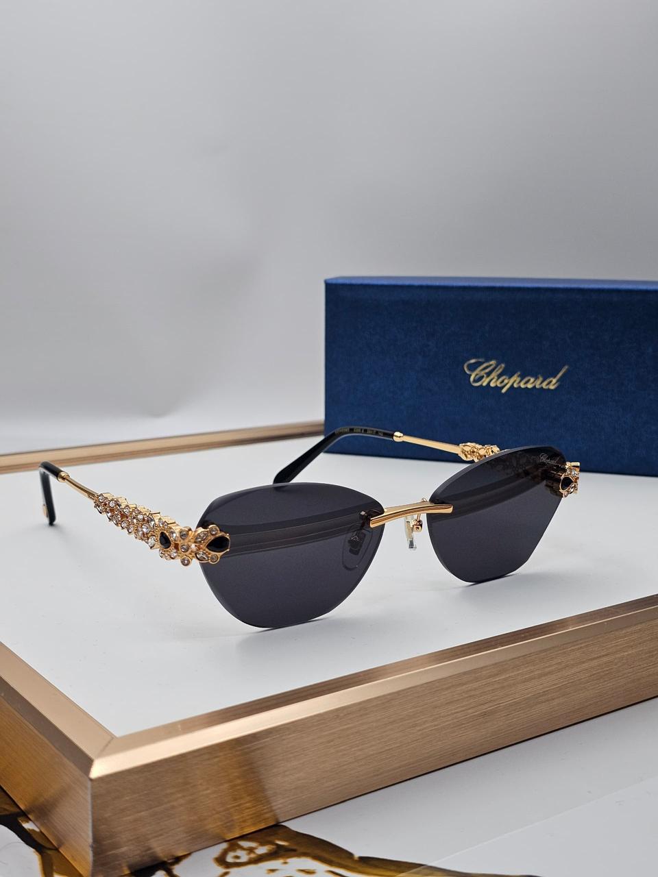 Ladies sunglasses