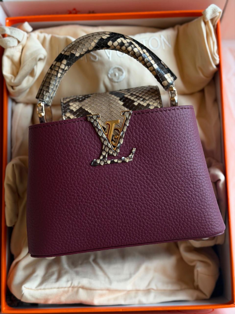 Ladies L*vi.   Bags.
