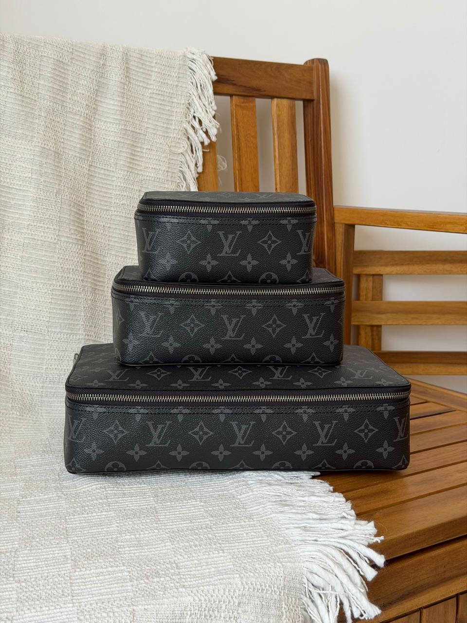 Ladies L*vi.   Bags.