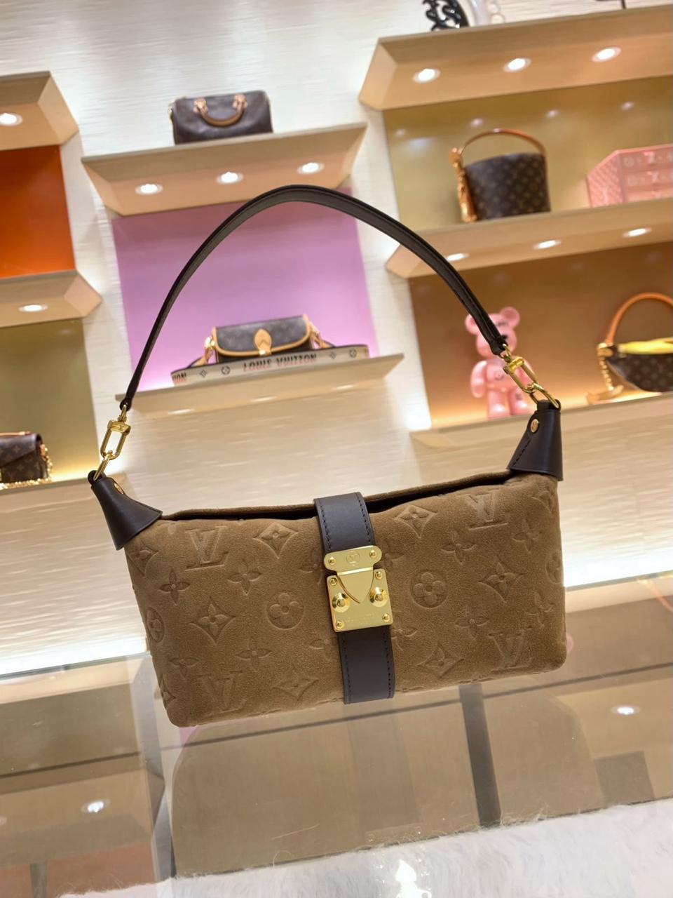 Ladies L*vi.   Bags.