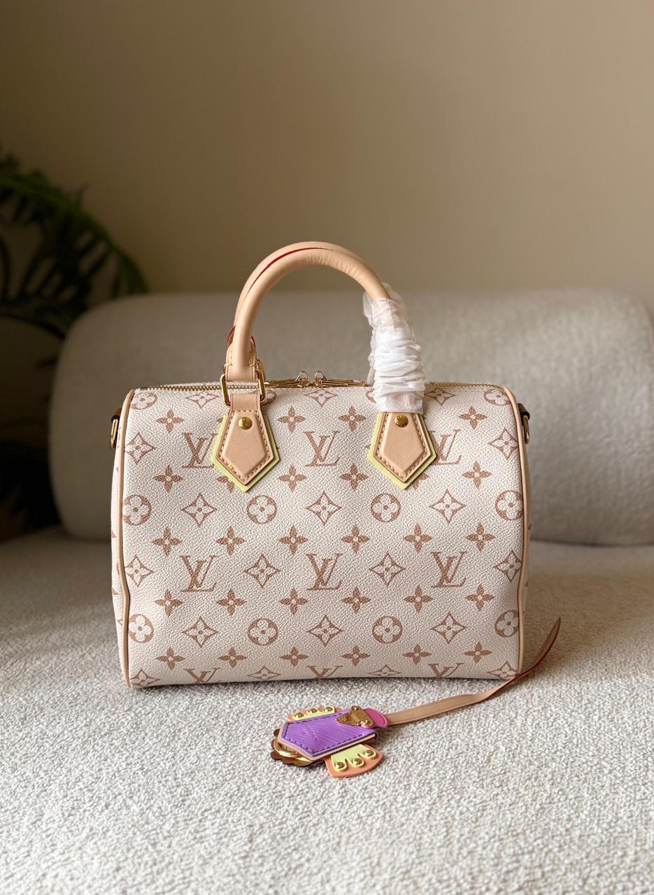 Ladies L*vi.   Bags.