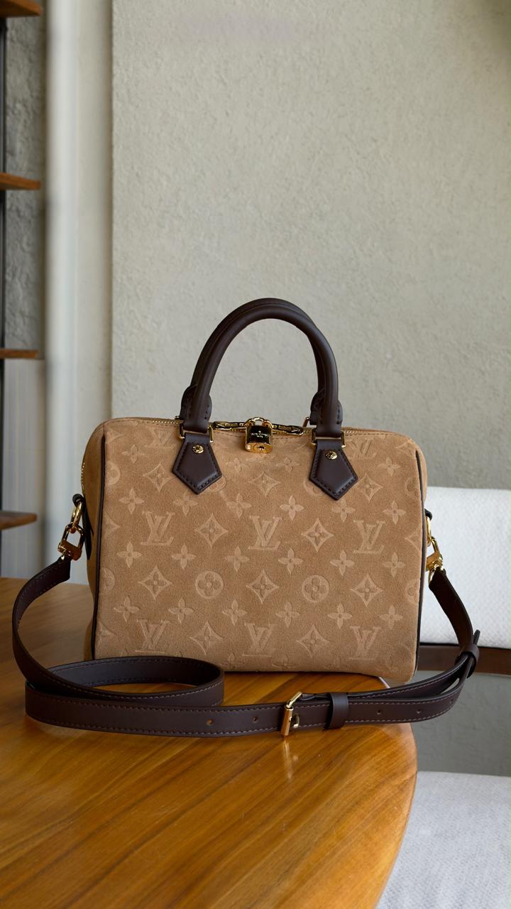 Ladies L*vi.   Bags.
