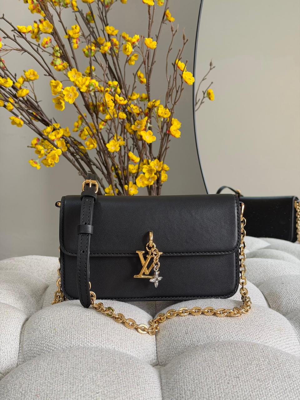 Ladies L*vi.   Bags.