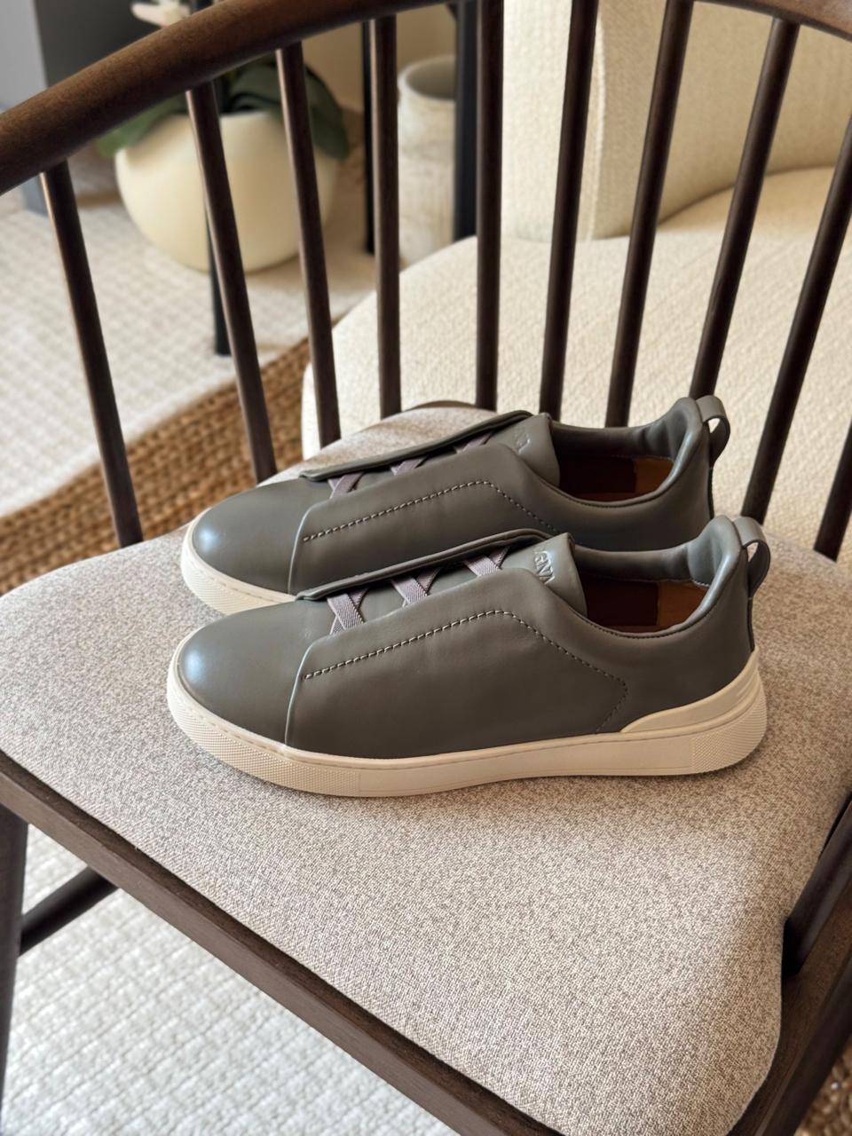 Men shoes