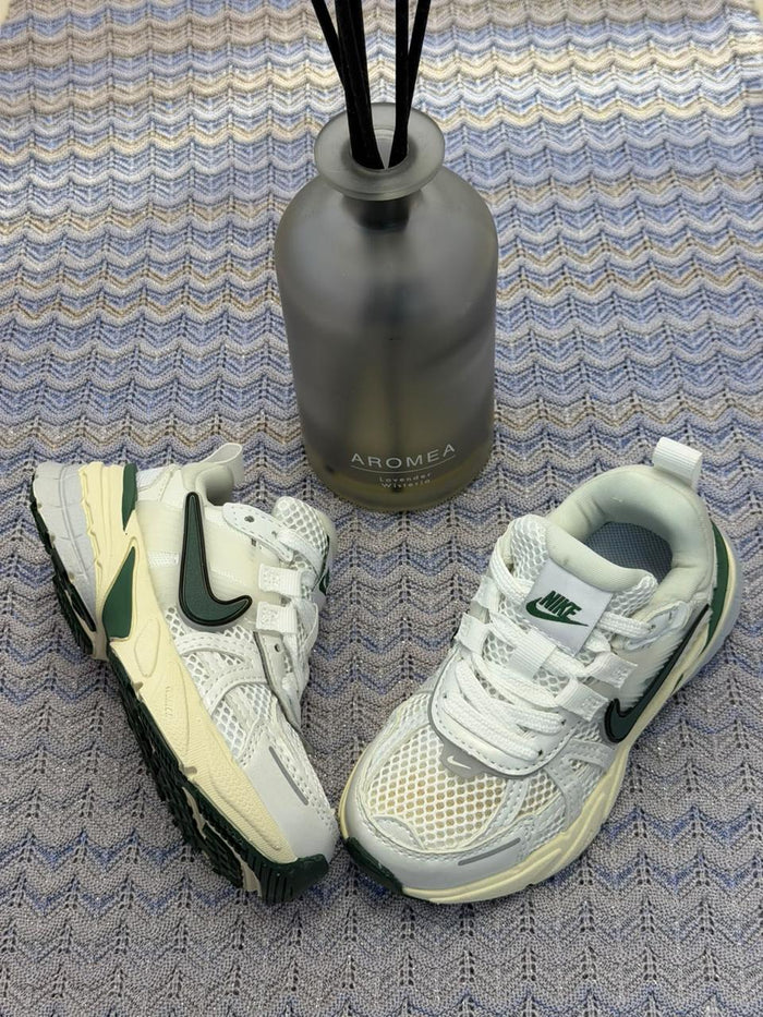Kids shoes