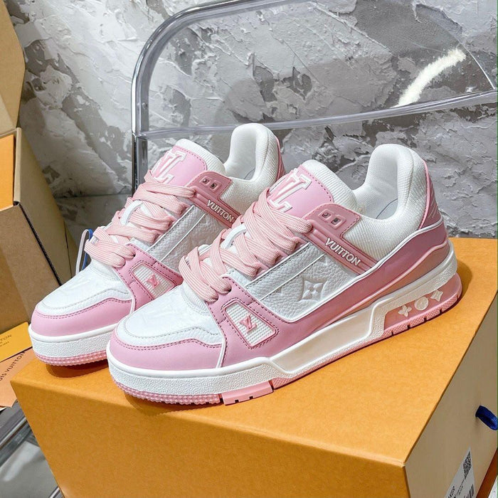 Ladies sneakers