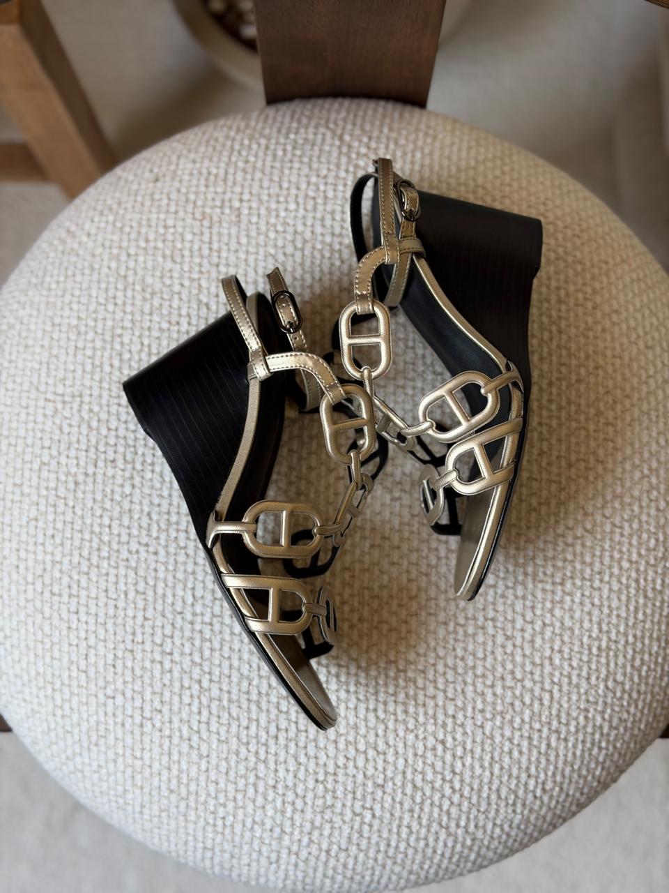 Ladies heels