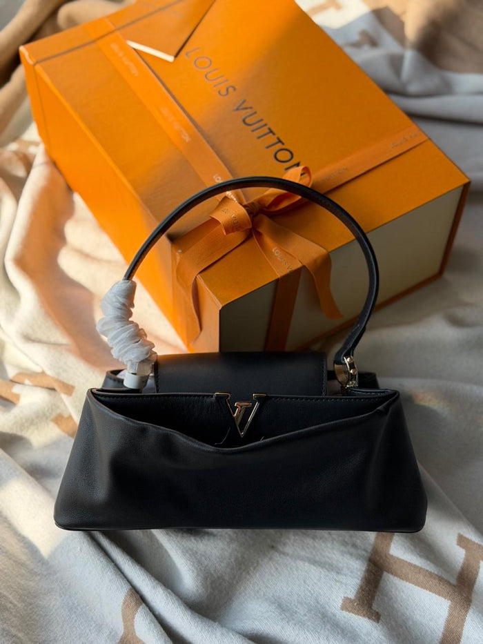 Ladies L*vi bags