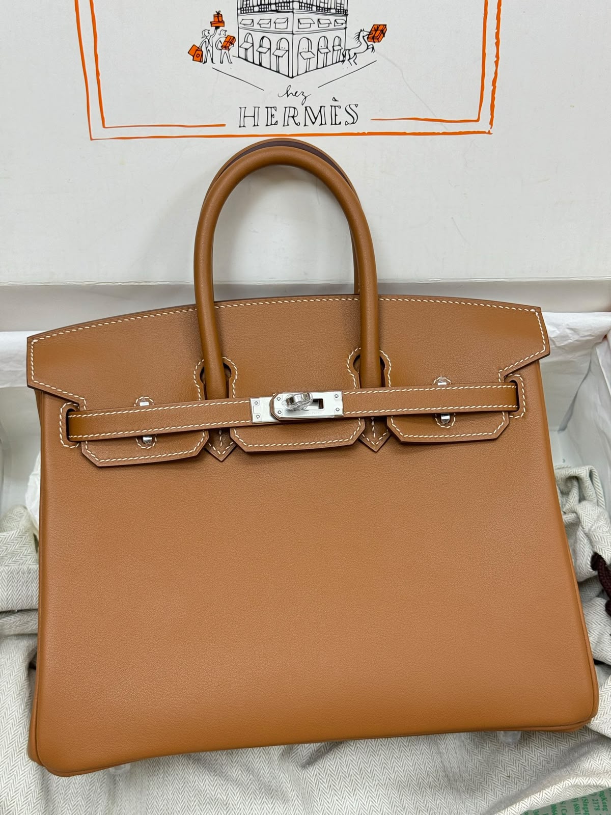 Ladies Herm**s bags
