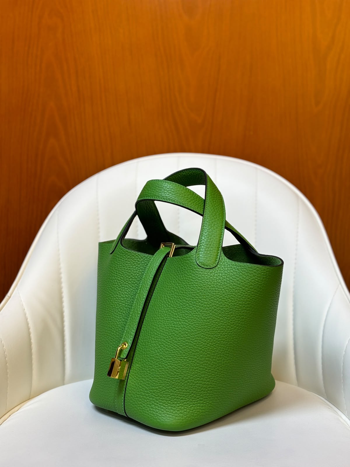 Ladies Herm**s bags