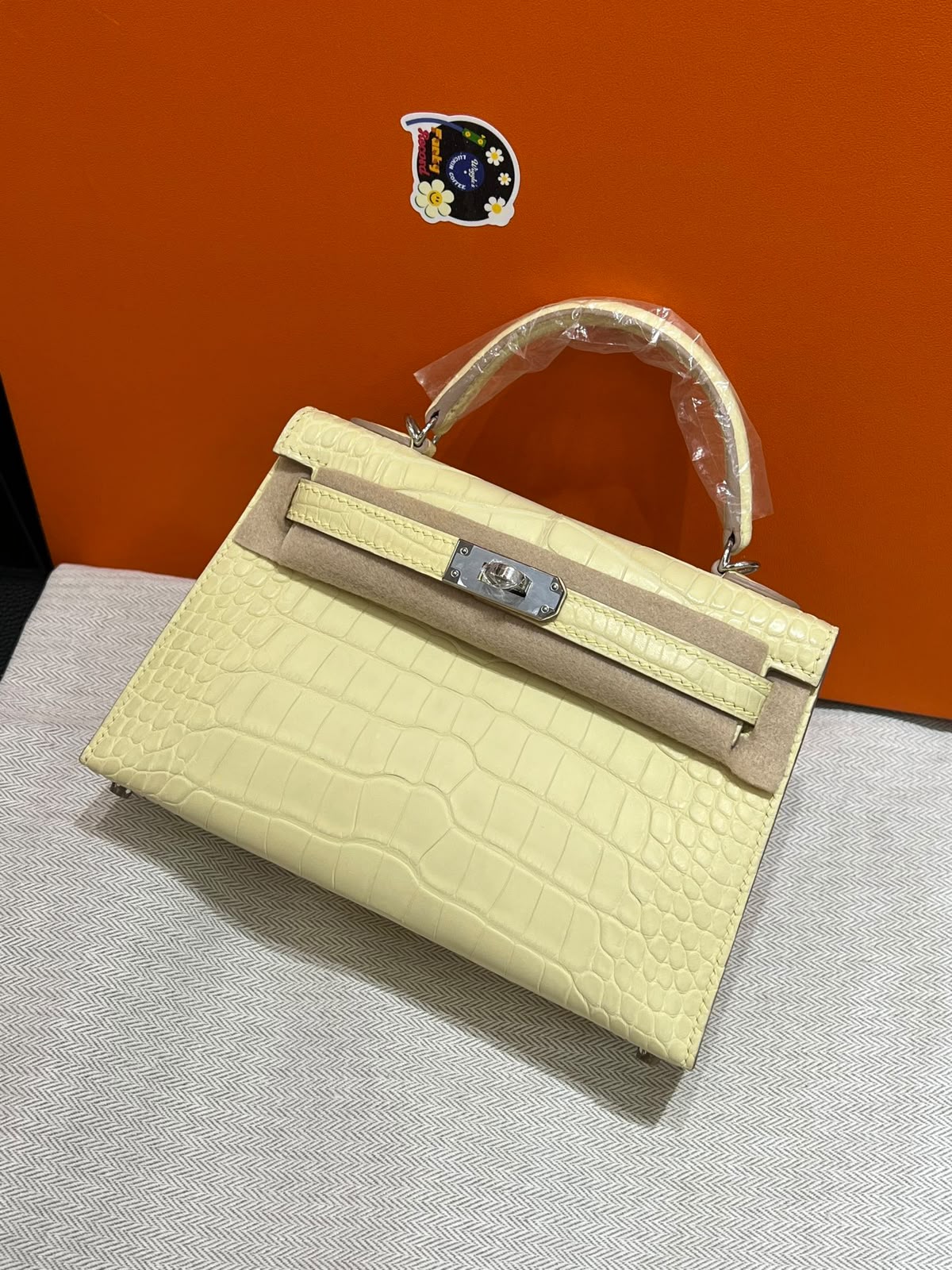 Ladies Herm**s bags