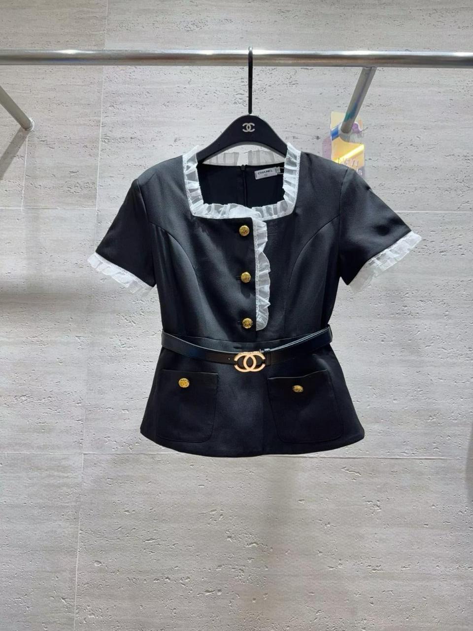 Ladies tops & tshirts