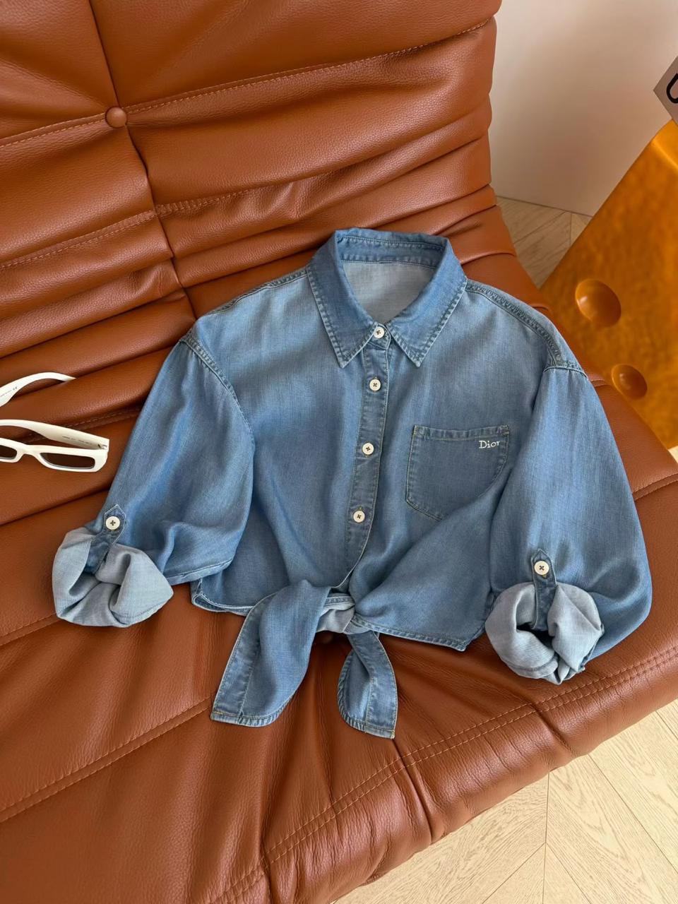 Ladies tops & tshirts
