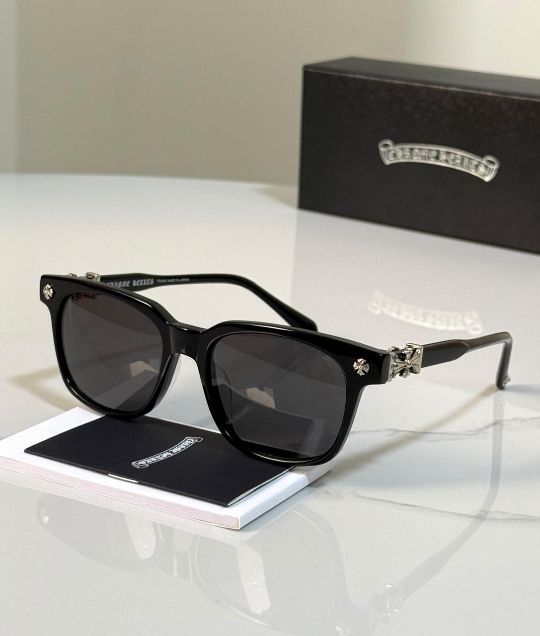 Men sunglasses
