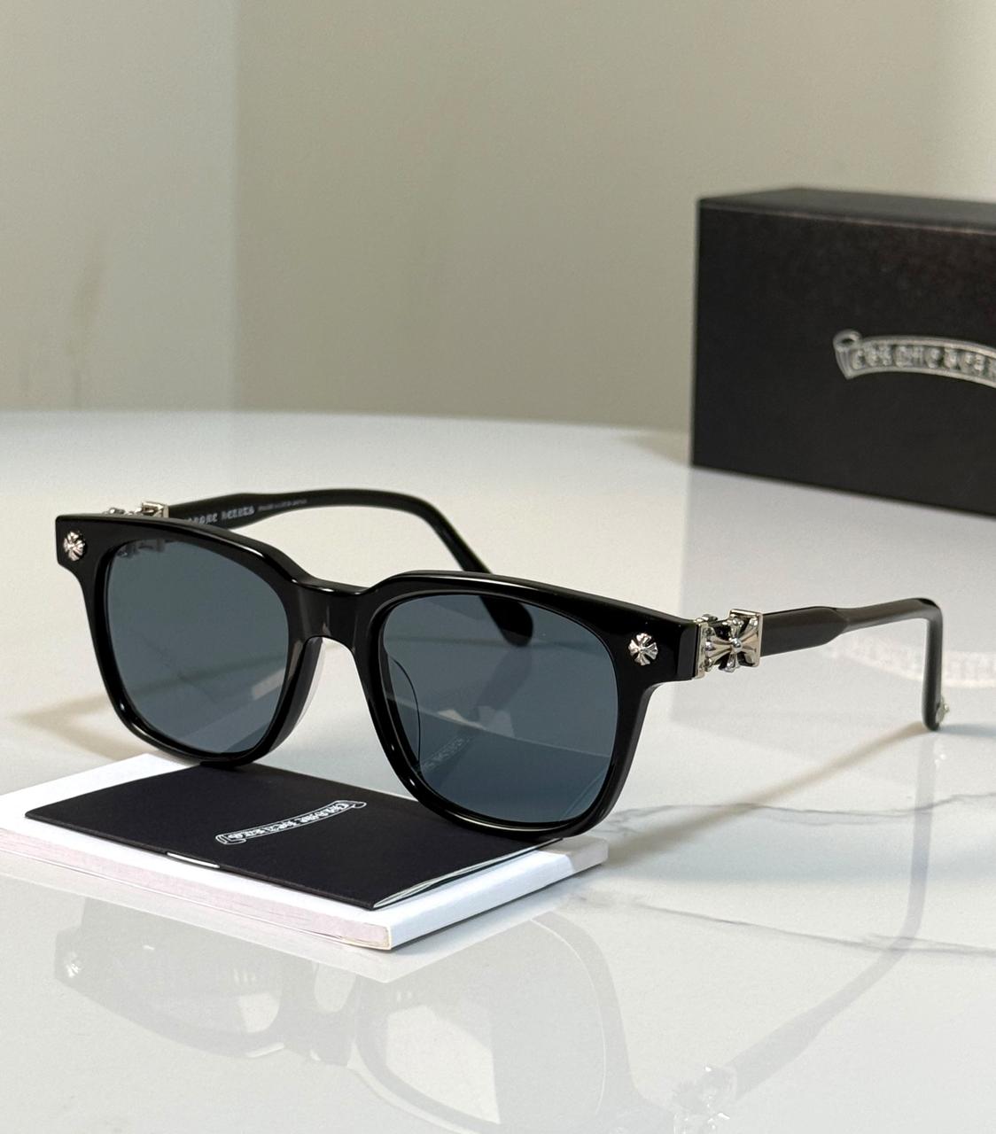 Men sunglasses