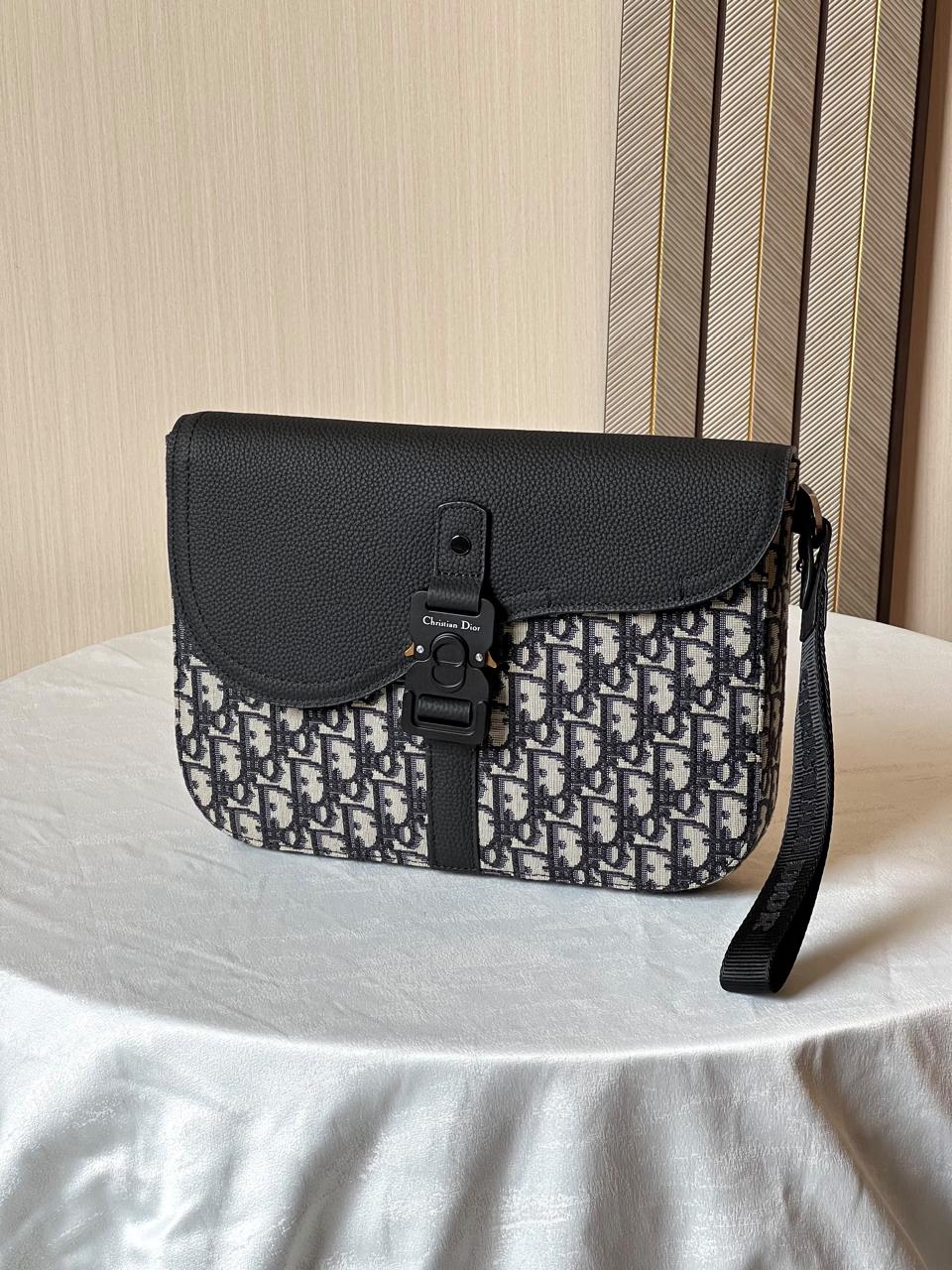 Men bags